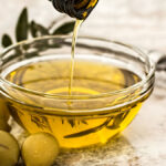 Azeite de oliva - benefícios pra saúde, cabelo, pele e unhas - Blog - Dicas Naturais - Uma Vida Mais Abundante
